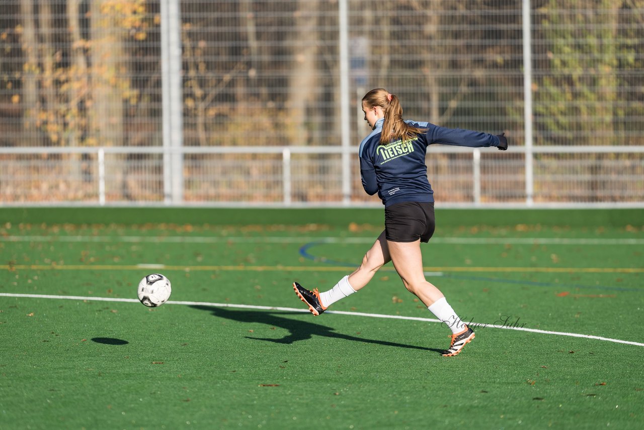 Bild 123 - wBJ VfL Pinneberg2 - Eimsbuttler TV 3 : Ergebnis: 5:0